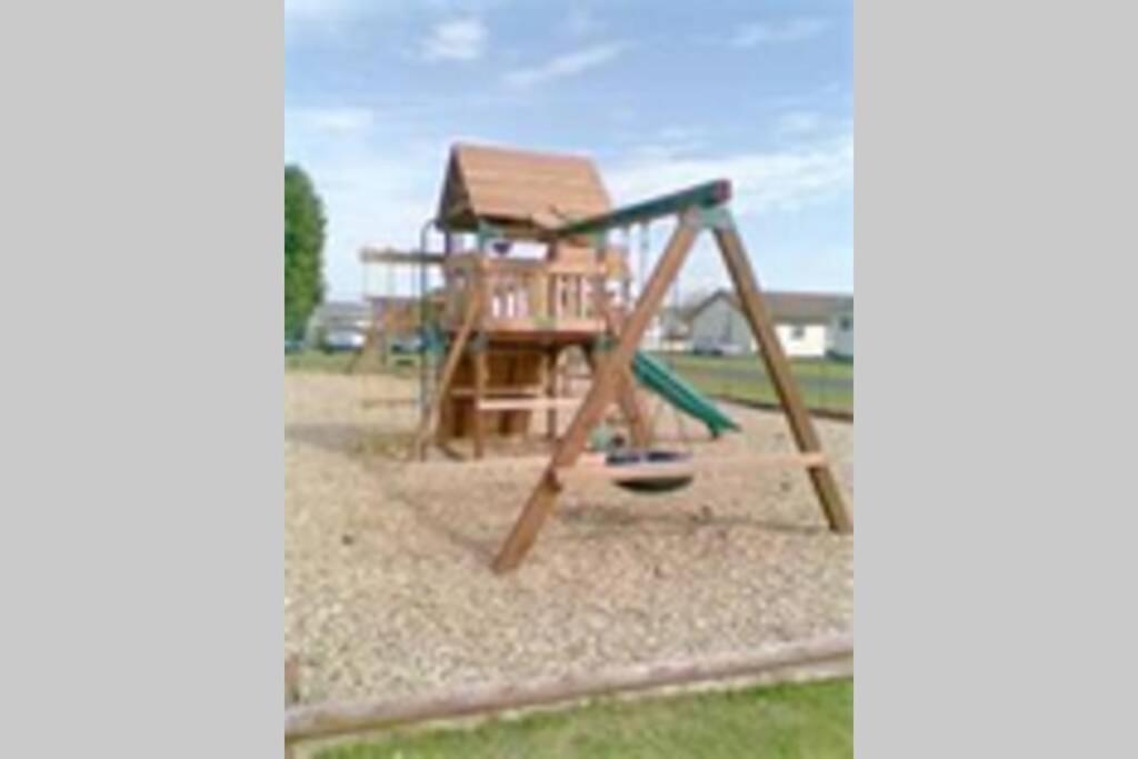 Chalet Perfect For The Family And Beaches - Gower Cwtch Swansea