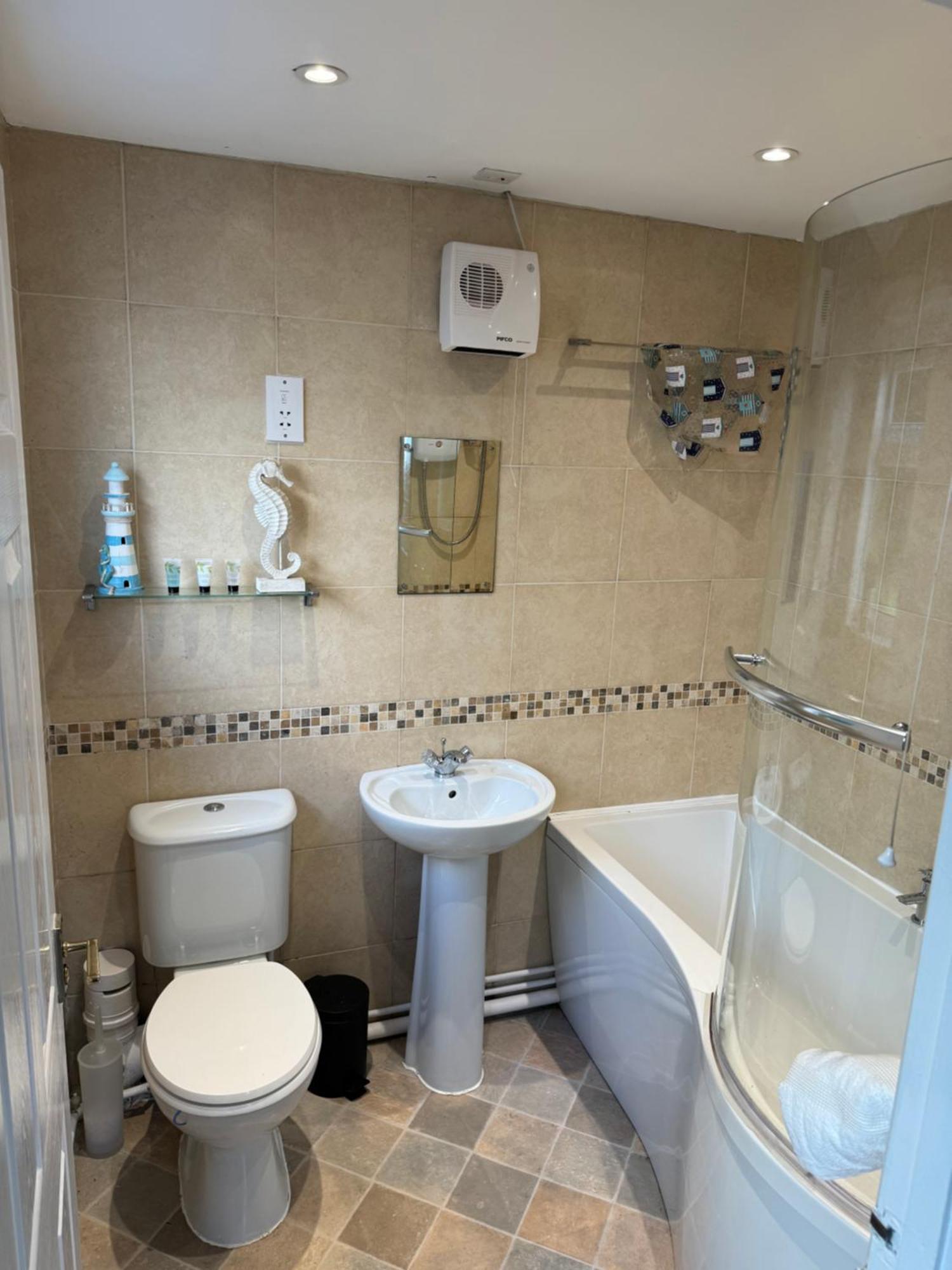 Chalet Perfect For The Family And Beaches - Gower Cwtch