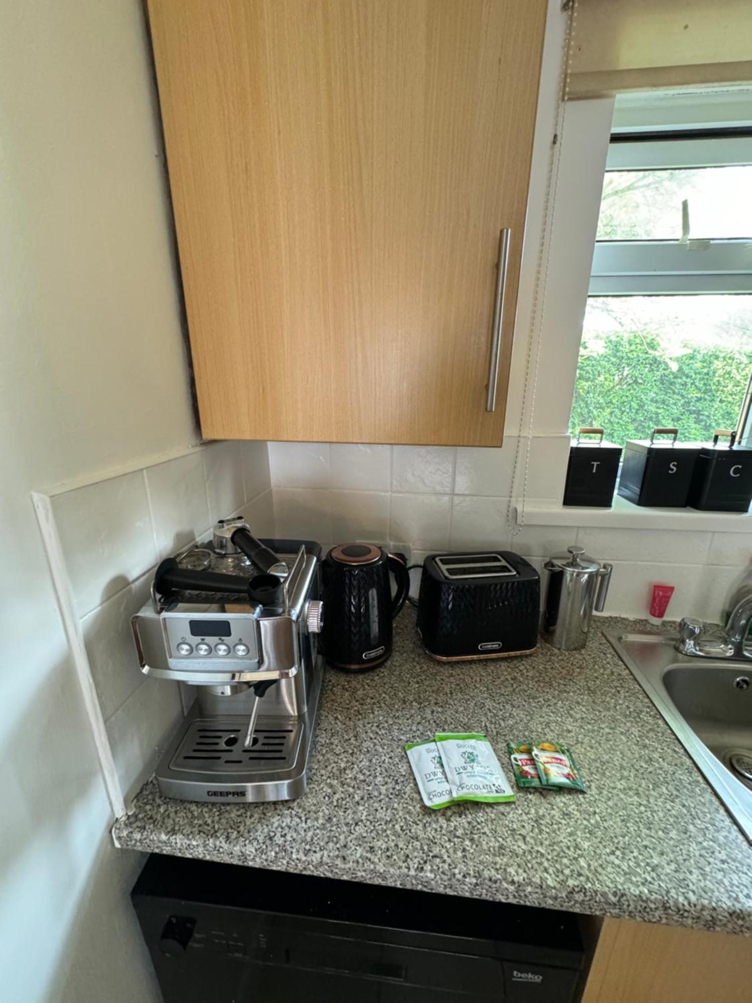 Perfect For The Family And Beaches - Gower Cwtch Chalet